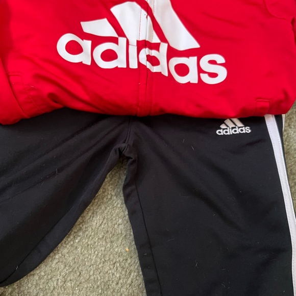Adidas tracksuit - Picture 4 of 5